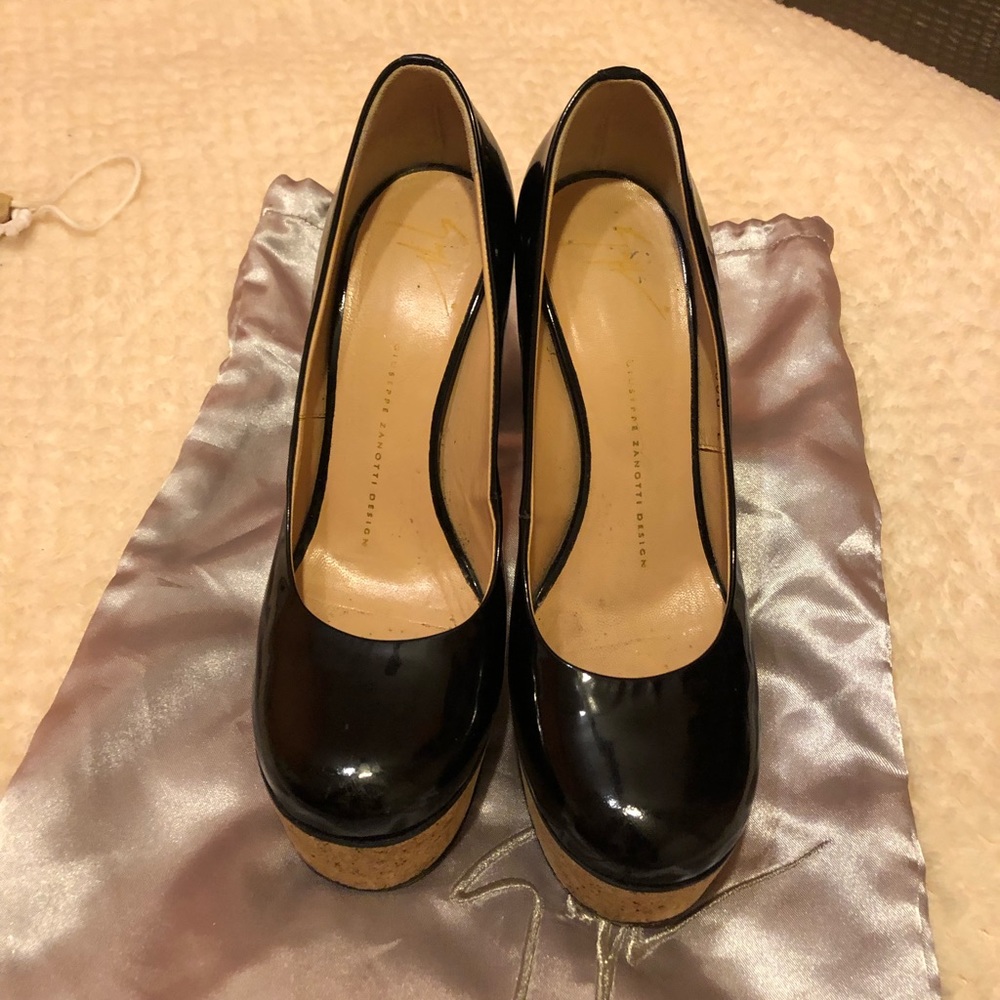 giuseppe zanotti black heels